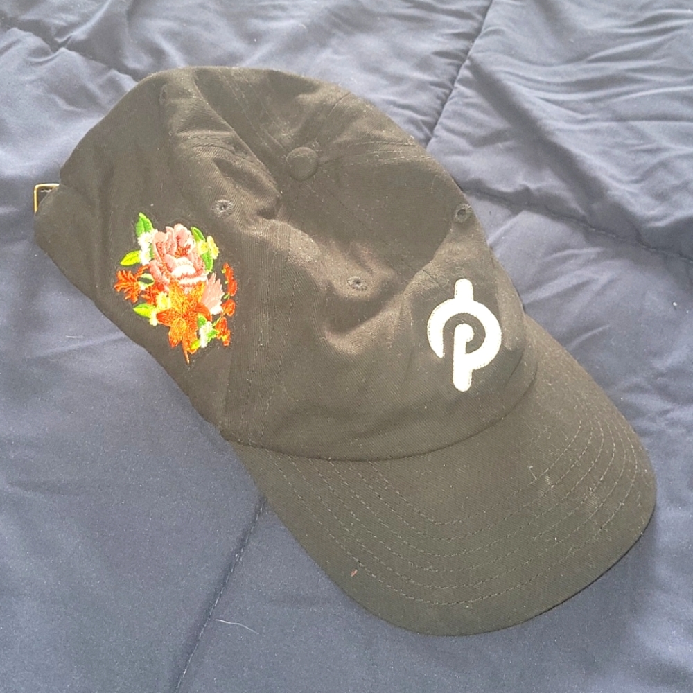 Peloton adjustable hat
